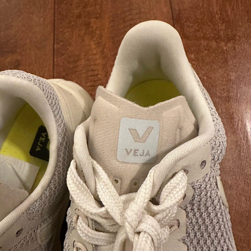 Veja Marlin V Knit Gray and Cream Sneakers Sz 5 - Picture 10 of 15